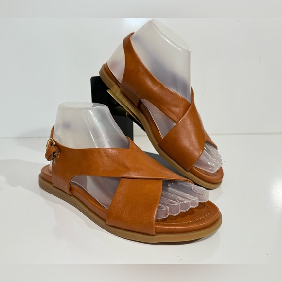 AEROSOLES Brown crisscross strap flat slingback sandals size 6 - Picture 2 of 8